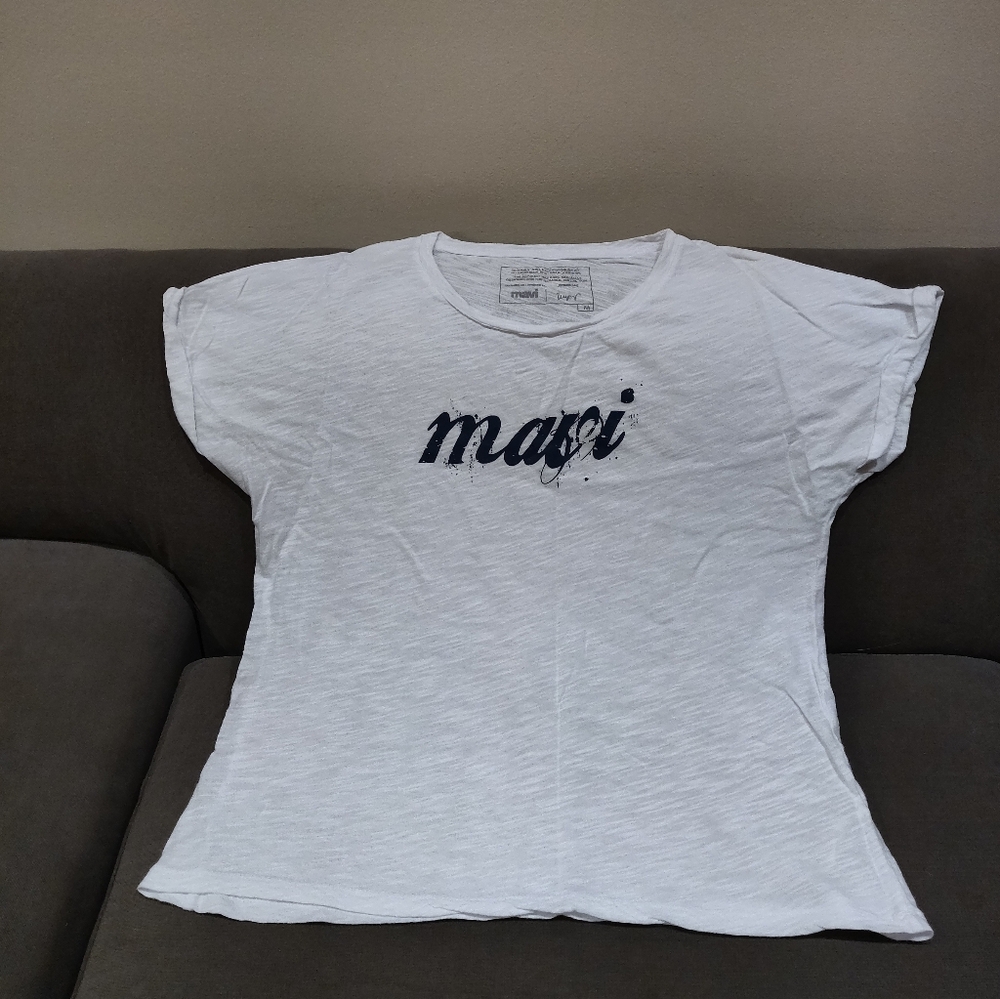 Mavi White Tee with Logo